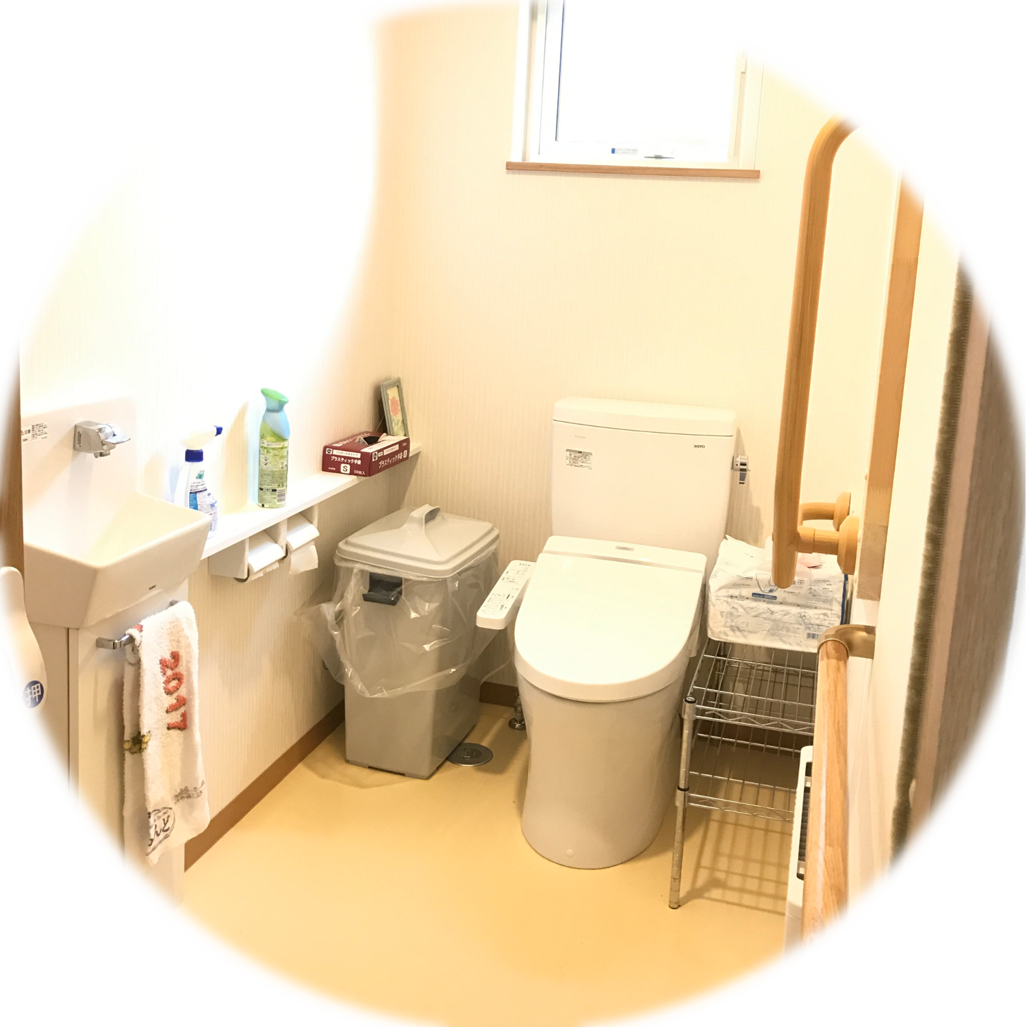 完全バリアフリーで広々としたトイレ